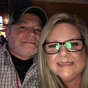 Meet your Posher, Leah